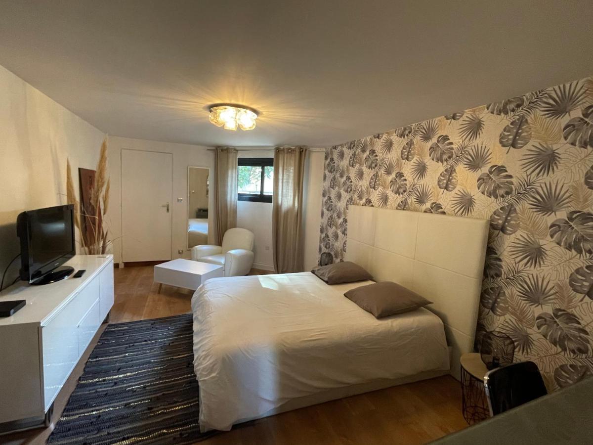 Bed and Breakfast Ty Logis Montrabe Zewnętrze zdjęcie